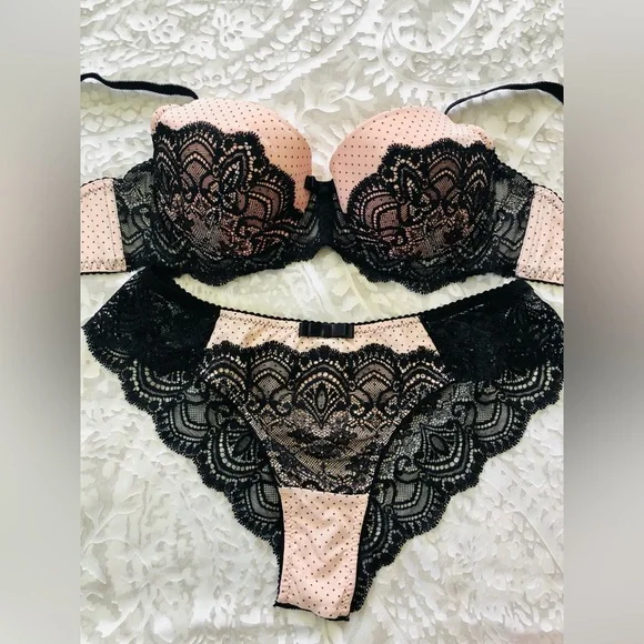 Women’s Sexy Lingerie Set - Picture 2 of 8